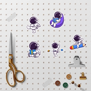 Lot de 5 autocollants d'astronautes mignons pour valises et ordinateurs