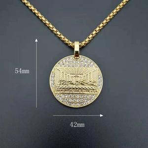 Collana placcata oro con ciondolo L'Ultima Cena e zirconi incastonati, 54x42mm