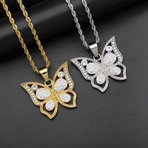 Pendentif Papillon Hip Hop Pour Femmes Acier Inoxydable Strass Iced Out Papillon Ajouré Bijoux De Cou Cadeau