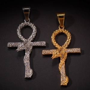 Gouden en zilveren Ankh-kruis hangers met slangontwerp en strassteentjes op zwarte basis