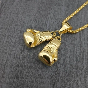 Collier avec pendentif gants de boxe en acier inoxydable doré et chaîne pour hip-hop
