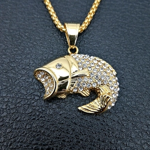 Collar con colgante de pez trucha dorada en acero inoxidable hip hop y diamantes de imitación