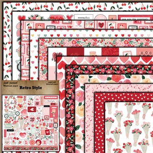 Detail von Vintage-Scrapbook-Papier mit roten Kirschen, Rosen und romantischen Briefmustern