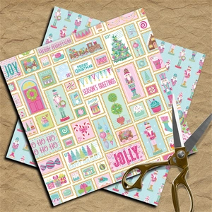 Nahaufnahme von Vintage-Scrapbook-Papier mit Nussknacker-Motiven und Stempelrändern