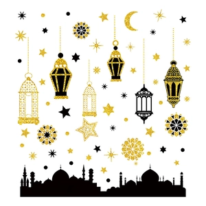 Glitzernde Ramadan Wandtattoo-Set mit Stern, Mond und Laternen auf weißem Hintergrund