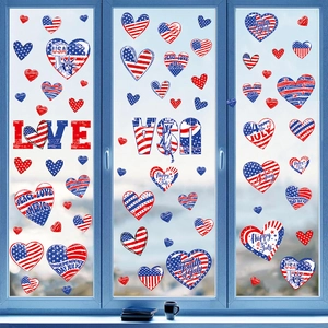 Statische Fensterbilder zum Unabhängigkeitstag mit US-Flaggen-Herzmustern und USA-Text-Decals