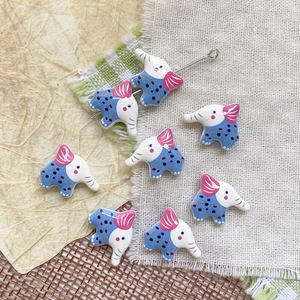 Macro di perline a forma di elefante in ceramica colorata per creazione di gioielli DIY