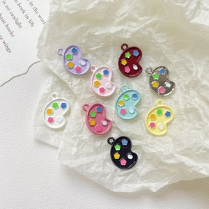 Artistic alloy palette pendants in multiple colors for DIY jewelry making and crafts
