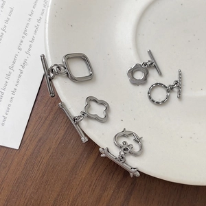Five styles of gunmetal heart and floral OT toggle clasps for DIY jewelry making