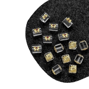 Perles carrées en cristal transparent avec nœud doré et fleur pour bijoux DIY