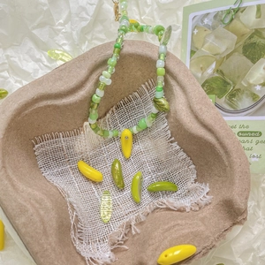 Mini banana glass beads handmade phone strap with green and yellow resin pendants