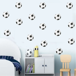 Stickers muraux football pour chambre d'enfant avec motifs de ballons noirs et blancs