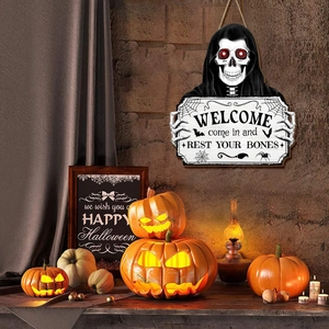 Panneau de bienvenue Halloween squelette suspendu avec texte sur mur de briques rétro