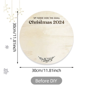 Detailansicht der 30cm DIY Holz-Weihnachtsplakette 2024 mit natürlicher Maserung und Gravur