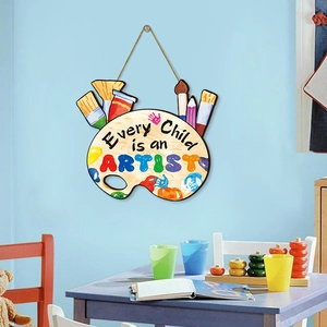 Panneau en bois palette Chaque enfant est un artiste pour décor de classe