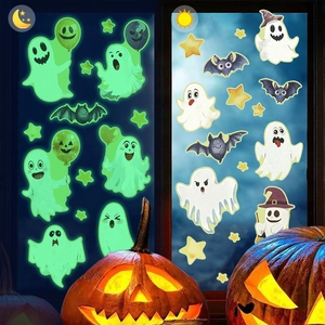 Stickers Halloween fantômes et étoiles fluorescents montrant l'effet jour et nuit