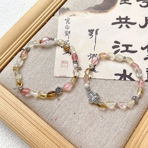 Bracelets en perles de cristal naturel avec breloques rose et papillon sur toile