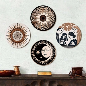 Set de decoración de pared bohemia de madera con motivos abstractos de sol y luna