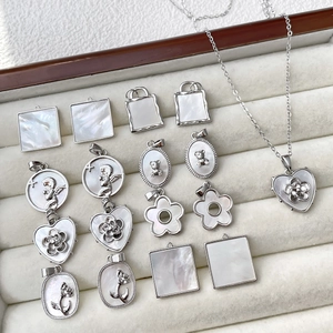 Colgantes de nácar plateados con forma de corazón y geometría para joyería DIY