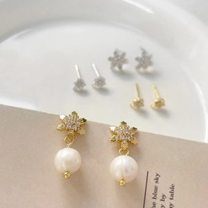 Gold-plated snowflake earrings with zircon inlay and hanging pearls for DIY jewelry making