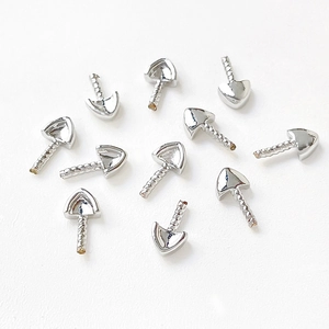 Détail de 10 tiges oreilles de chat dorées pour la création de bijoux en perles