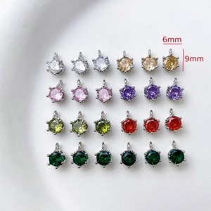 Detail van 6mm ronde zirkonia bedeltjes in 24 kleuren voor DIY sieraden maken
