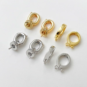 Gancio placcato oro 14k con zirconi e perno a vite per creazione gioielli con perle