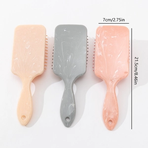 Detailed dimensions of marble pattern hair brush set measuring 21.5cm by 7cm