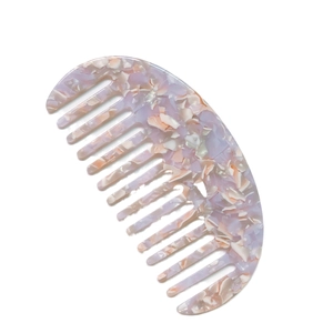 Peigne élégant en acétate de cellulose à dents larges avec motif marbré violet et rose