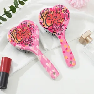 Coffret de brosses à cheveux roses en forme de cœur avec texte Always kiss me goodnight