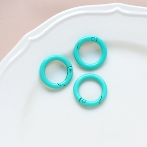 Three tiffany blue metal spring o-rings for DIY keychains and bag accessories