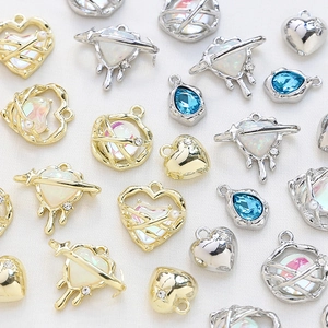 Colgante de Corazón Planeta Aleación Zirconia Opalo Sintético Oro Plata Chapado Charms Para DIY Collar Pulsera Joyería