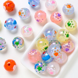 Colorful DIY acrylic beads with cat paw and star patterns for handmade jewelry making
