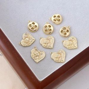 Vergulde hart- en knophangers met zirkoon voor DIY-sieraden maken pakketten