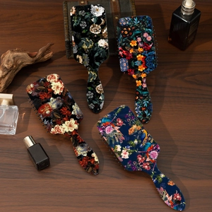 Retro floral air cushion hairbrush set with four artistic vintage oil painting patterns