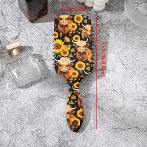 Rectangle hairbrush with highland cow and sunflower print, dimensions 21.5x7cm