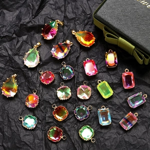 Pendentifs en zircon dégradé aux formes variées avec plaquage en or pour bijoux