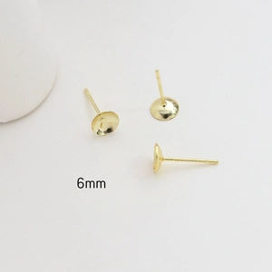 Dettaglio base orecchini in argento S925 placcato oro 6mm per creazione gioielli