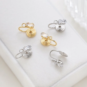 Convertitore Clip per Orecchie a Spirale Rettangolare in Zircone Rame Placcato Oro 18K per Orecchie Senza Buco DIY