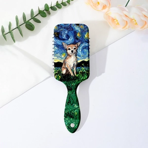 Detailansicht der Entwirrungsbürste mit Van Gogh Sternennacht-Chihuahua-Ölgemälde-Print