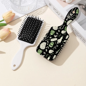 Brosses à cheveux carrées avec motif de crâne rétro et design blanc minimaliste