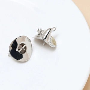 Silver-plated wizard hat charms with animal detail for DIY jewelry making accessories