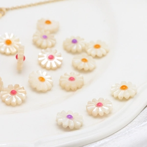 Natural pearl mother of shell daisy flower beads for DIY handmade jewelry crafting
