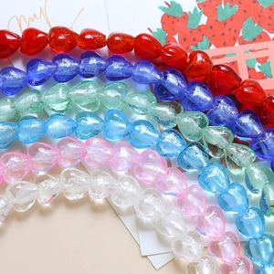 Perles en verre en forme de cœur avec feuilles d'or pour la création de bijoux DIY colorés