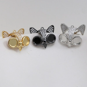 Base de colgante de cabeza de gato chapada en oro con micro-pave para joyas de perlas