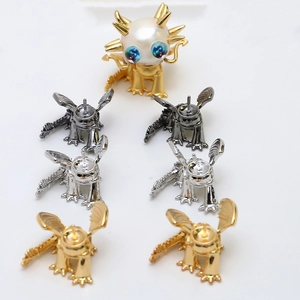 Support dragon pour bijoux DIY perles, disponible en finitions or, argent et noir