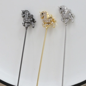 Trio de alfileres de unicornio en oro, plata y negro con pavé de circonitas finas