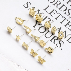 Goldene geometrische Legierungsohrstecker-Verbinder für DIY-Schmuck in verschiedenen Formen