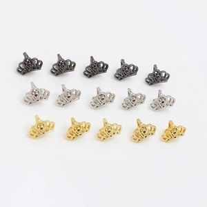 Gold-plated crown charms with red zircon for DIY pearl jewelry making in three colors