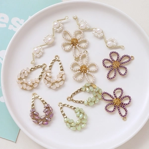 Ensemble de pendentifs floraux en alliage avec perles et cristaux pour bijoux DIY